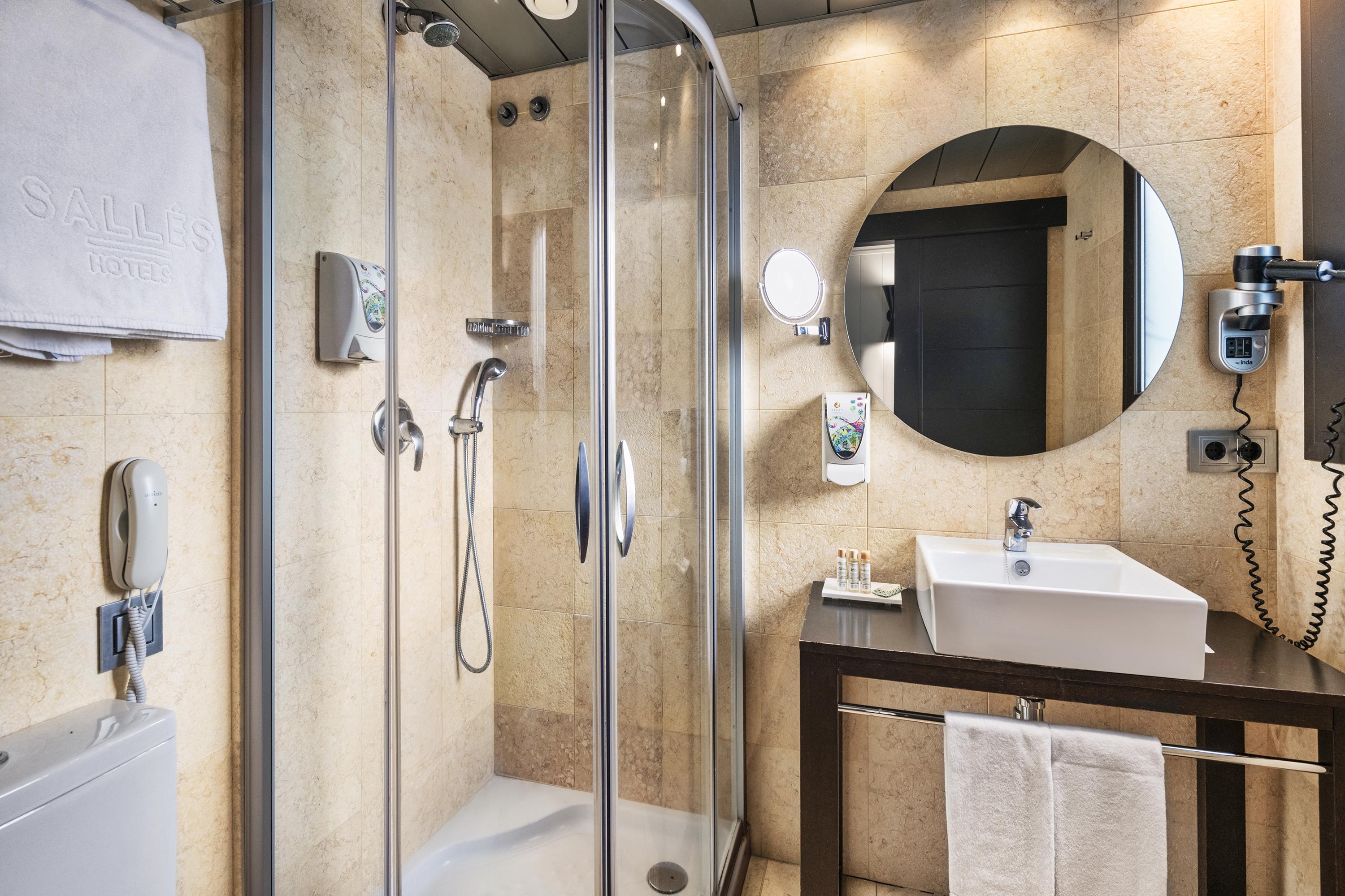 Hotel Salles Aeroport De Girona